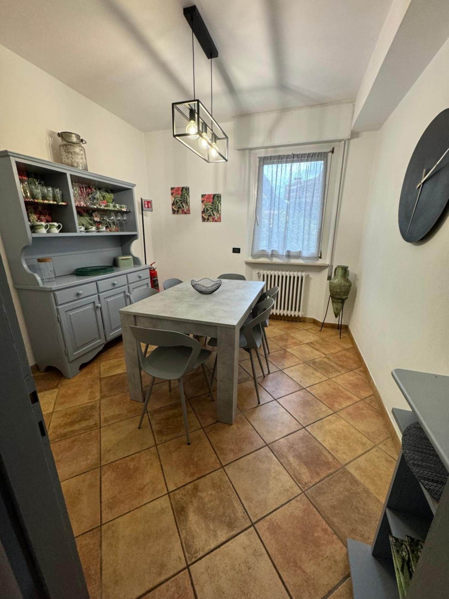 Oma Margareta Apartment Limone sul Garda Eksteriør billede