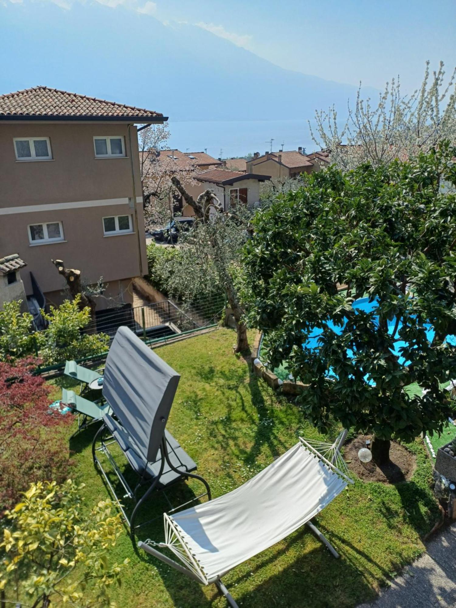 Oma Margareta Apartment Limone sul Garda Eksteriør billede